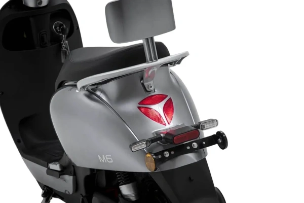 Электроскутер Мотомир YADEA M6 серый металлик | Мототека