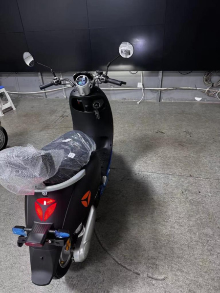 Электроскутер Мотомир YADEA M6 чёрный матовый | Мототека